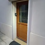 Maison Entiere Garage Et Parking 別荘 モンリュソン