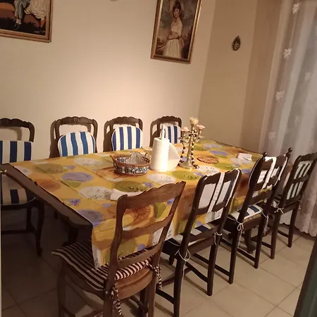 Maison Entière Garage Et Parking Hébergement de vacances